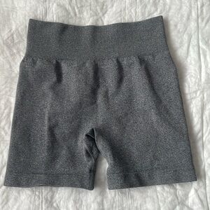 OQQ Workout shorts butt lifting high waist athletic yoga shorts size small